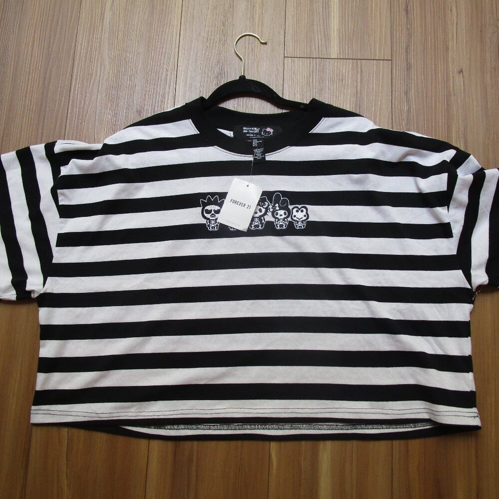 NEW W/TAGS FOREVER 21 HELLO KITTY & FRIENDS HALLOWEEN SKELETON CROP TOP~SIZE 2XL - Picture 3 of 17